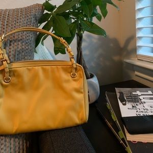 Cute Mini Nylon Prada 🌼